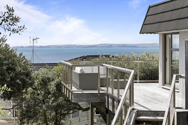 Photo of property in 1/57 Gulf View Road, Murrays Bay, Auckland, 0630