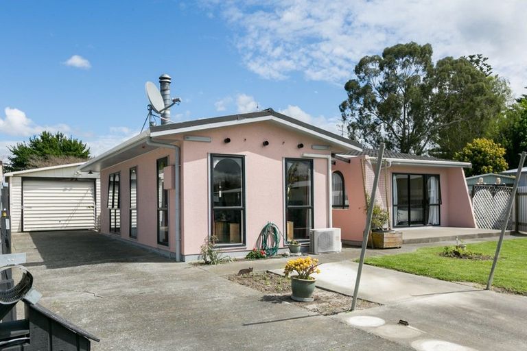 Photo of property in 33 Gilmour Place, Taradale, Napier, 4112