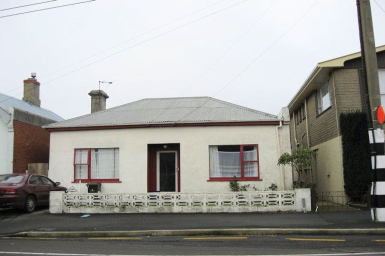 Photo of property in 224 Macandrew Road, Forbury, Dunedin, 9012