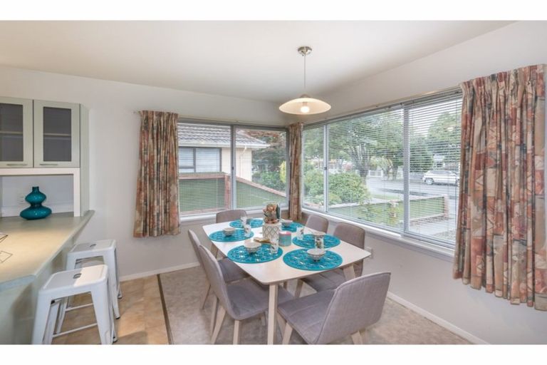 Photo of property in 9 Leacroft Street, Bishopdale, Christchurch, 8053