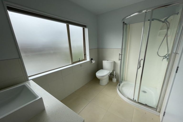 Photo of property in 6a Becroft Drive, Forrest Hill, Auckland, 0620