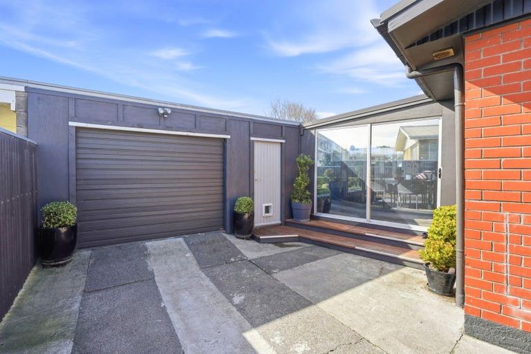 Photo of property in 23 Gibbons Crescent, Castlecliff, Whanganui, 4501