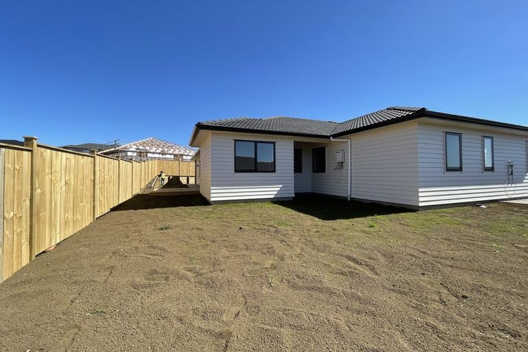 Photo of property in 52 Peacock Place, Pokeno, 2402