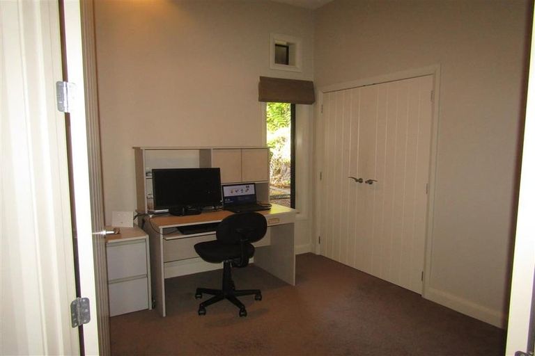 Photo of property in 136 Upper Harbour Drive, Greenhithe, Auckland, 0632