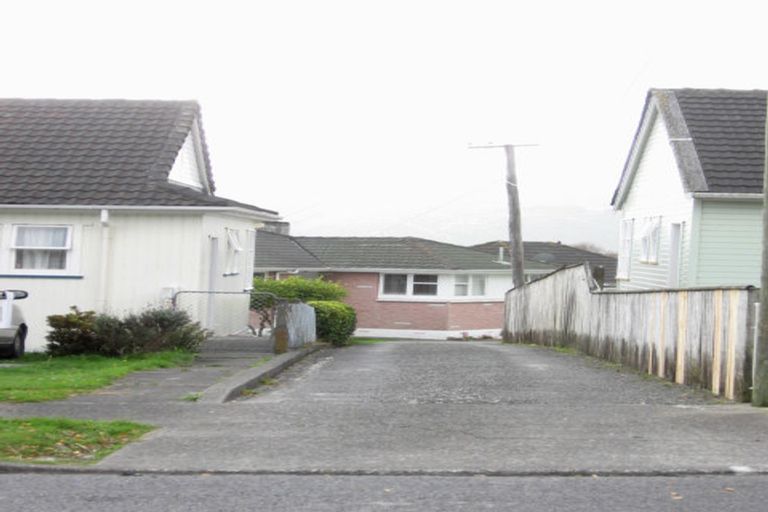Photo of property in 32a Cleland Crescent, Naenae, Lower Hutt, 5011
