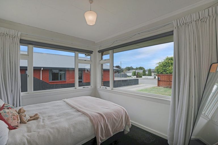 Photo of property in 94 Mcmurdo Street, Tinwald, Ashburton, 7700