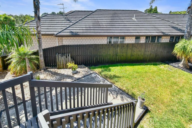 Photo of property in 11a Logan Place, Waiuku, 2123