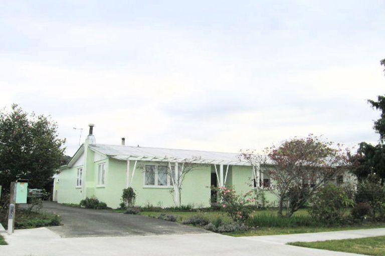 Photo of property in 5 Hammond Road, Taradale, Napier, 4112