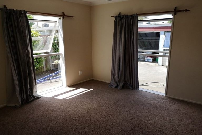 Photo of property in 3 Newbridge Place, Ilam, Christchurch, 8041