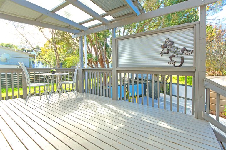 Photo of property in 7 Langton Road, Stanmore Bay, Whangaparaoa, 0932