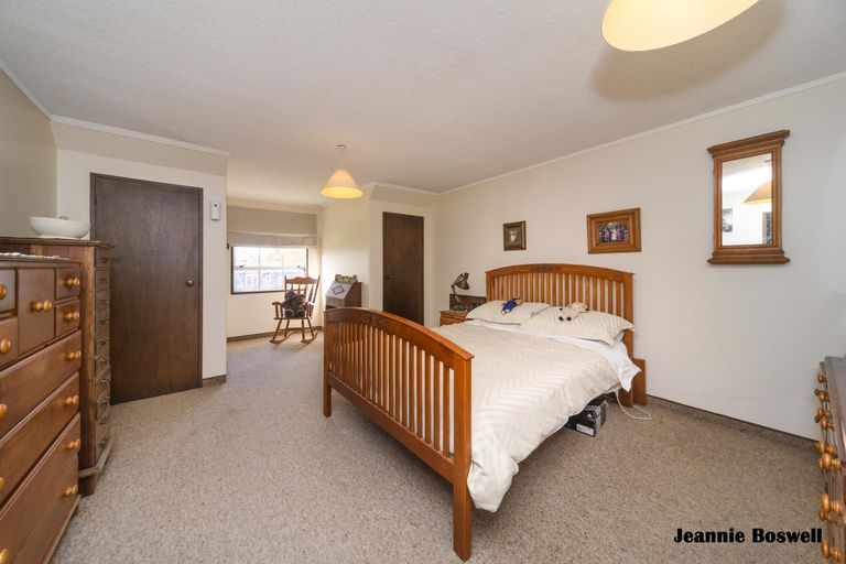 Photo of property in 146 Russell Street, Palmerston North, 4414