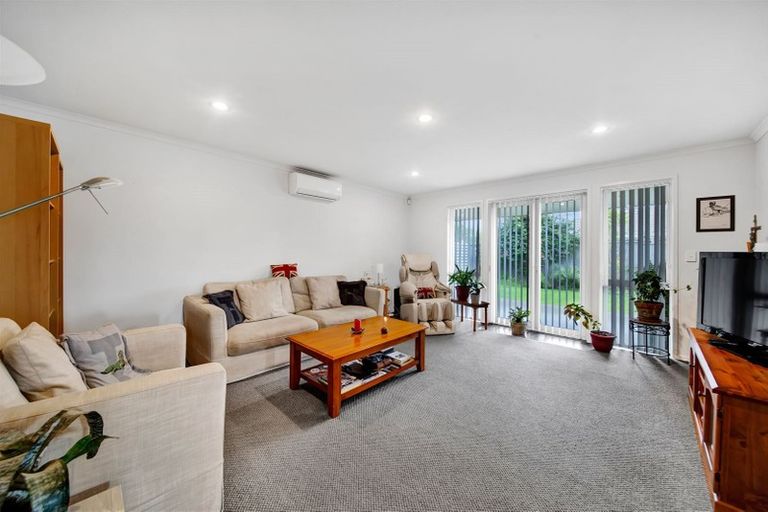 Photo of property in 14 Rawiri Drive, Bell Block, New Plymouth, 4312