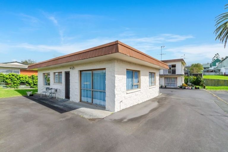 Photo of property in 13a East Street, Papakura, 2110