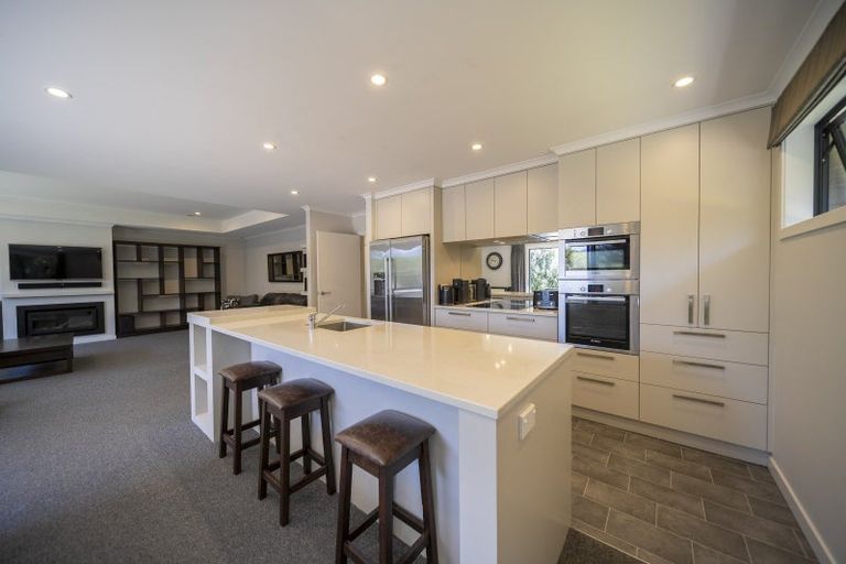 Photo of property in 60 Lawson Burrows Crescent, Te Anau, 9600