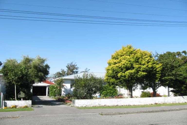 Photo of property in 12 Chapman Street, Leeston, 7632