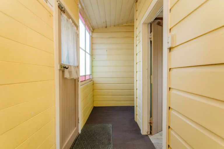 Photo of property in 9 Rawhiti Street, Dannevirke, 4930
