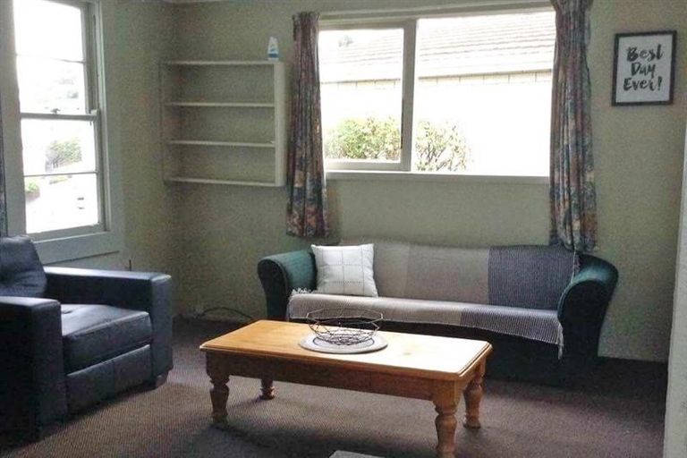Photo of property in 3 Heriot Row, Dunedin Central, Dunedin, 9016