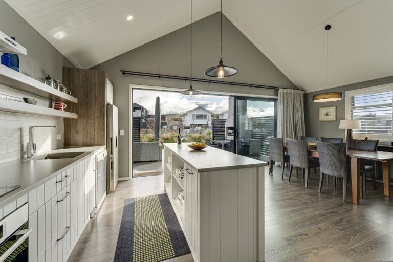 Photo of property in 7 Hatters Lane, Mount Pisa, 9383