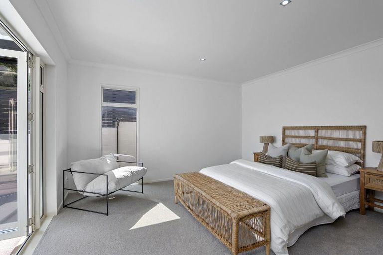 Photo of property in 37 Highcrest Heights, Westmorland, Christchurch, 8025