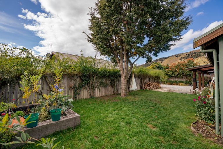 Photo of property in 37a Rob Roy Lane, Wanaka, 9305