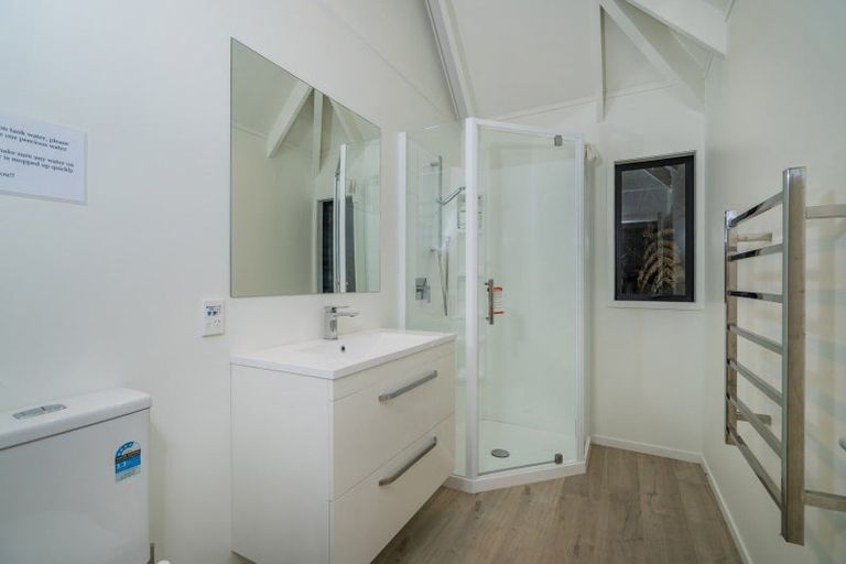 Photo of property in 5 Florence Place, Hahei, Whitianga, 3591