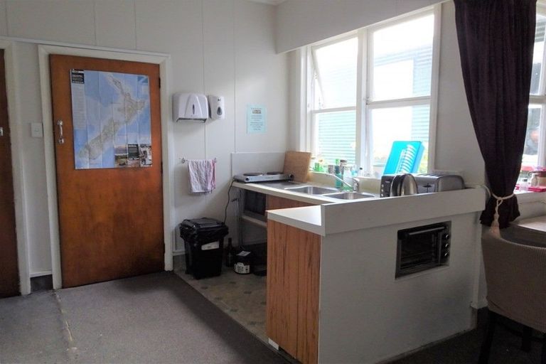 Photo of property in 37 Mcdougall Avenue, St Albans, Christchurch, 8014