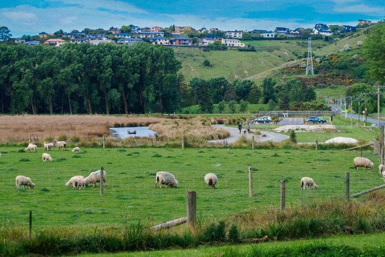 Photo of property in 678 Cashmere Road, Halswell, Christchurch, 8025