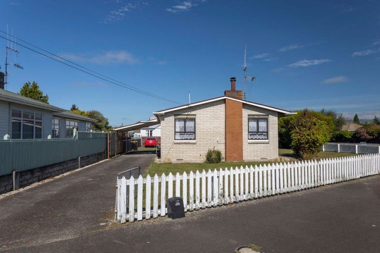 Photo of property in 56 Tennyson Street, Dannevirke, 4930