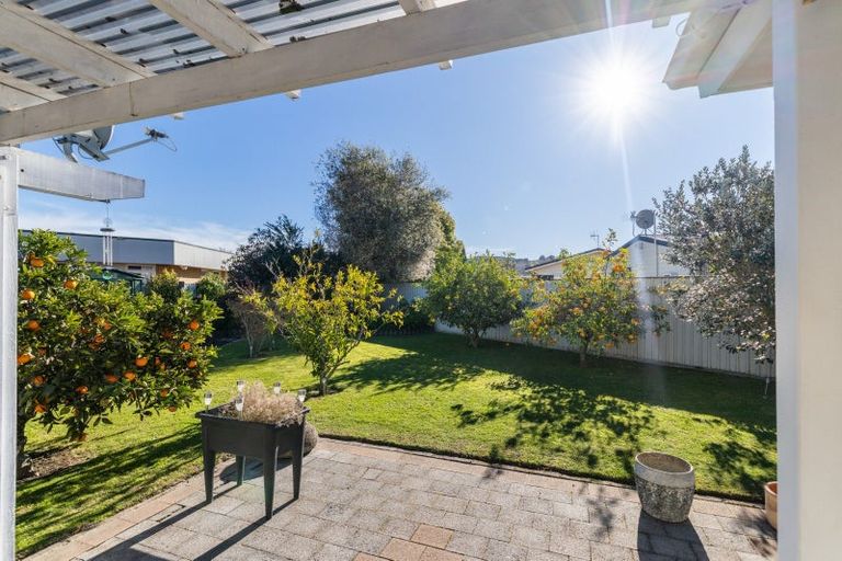 Photo of property in 34 Roskilda Crescent, Taradale, Napier, 4112