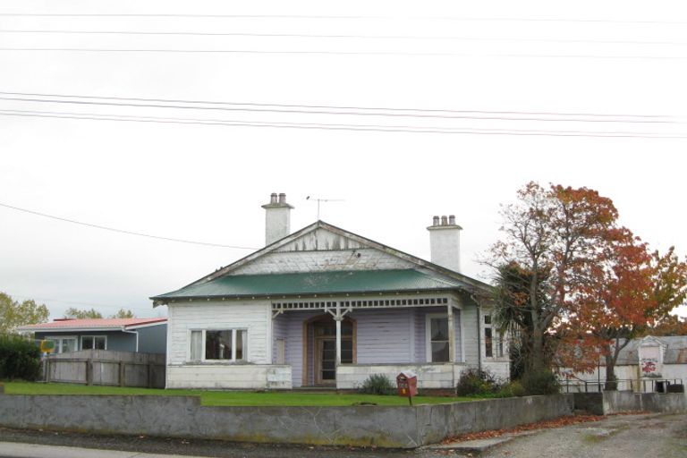 Photo of property in 242 Clyde Street, Balclutha, 9230