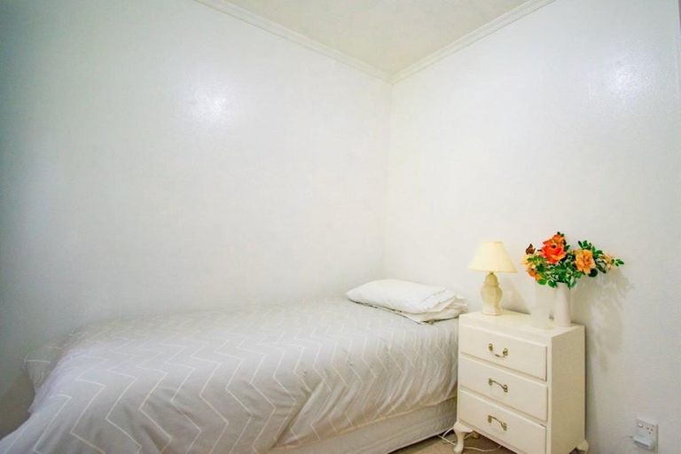 Photo of property in 6 Spicer Place, Tawa, Wellington, 5028