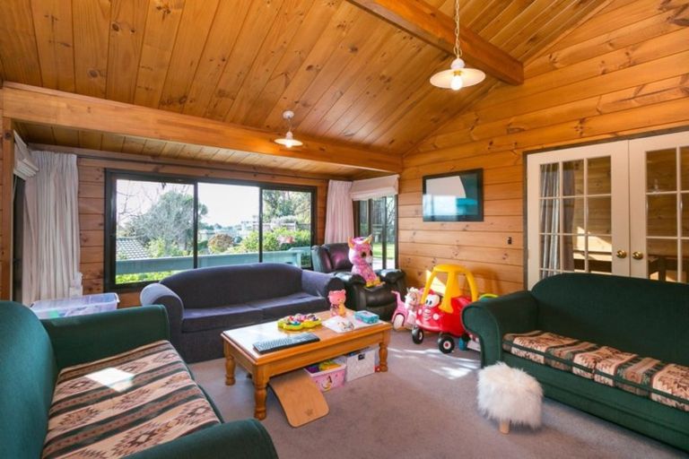 Photo of property in 43b Wesley Avenue, Frankleigh Park, New Plymouth, 4310