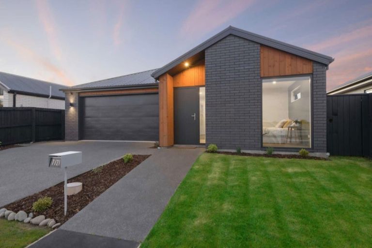 Photo of property in 7/21 Blakes Road, Belfast, Christchurch, 8051