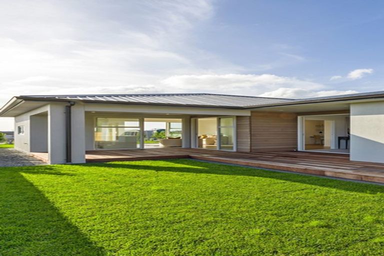 Photo of property in 18 Maluma Close, Ohauiti, Tauranga, 3112