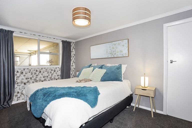 Photo of property in 3 Aotea Crescent, Gore, 9710