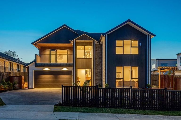 Photo of property in 4 The Landing, Riverhead, 0820