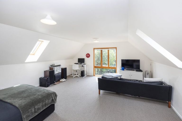 Photo of property in 28 Bengal Drive, Cashmere, Christchurch, 8022