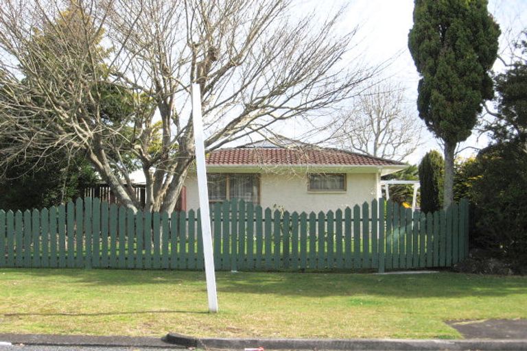 Photo of property in 1/12 Manse Road, Pahurehure, Papakura, 2113