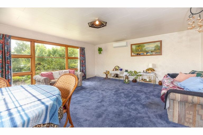 Photo of property in 64 Niven Street, Avondale, Christchurch, 8061