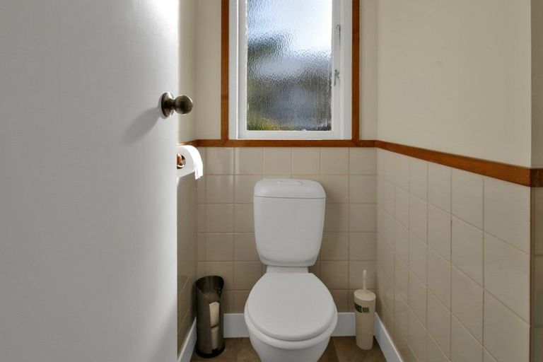 Photo of property in 12 Hunia Street, Marton, 4710