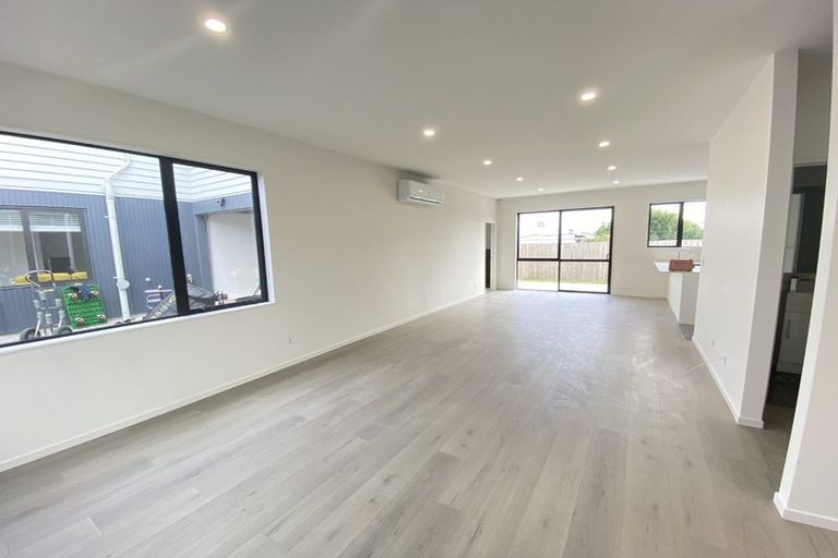 Photo of property in 6a Geordie Street, Henderson, Auckland, 0612