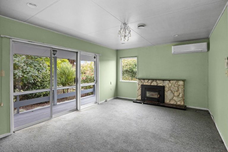 Photo of property in 6 Mangarau Crescent, Havelock North, 4130