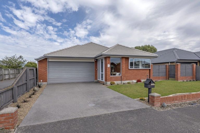 Photo of property in 2/54 Bella Rosa Drive, Hei Hei, Christchurch, 8042