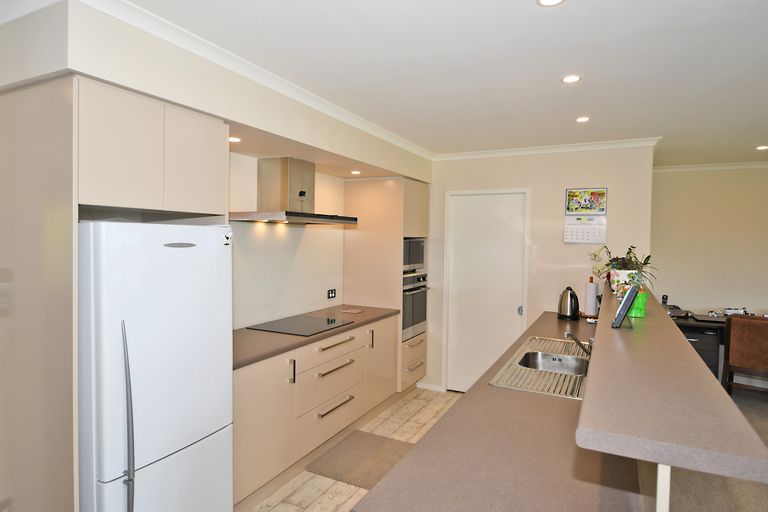 Photo of property in 66 Manu Drive, Kaiwaka, 0573