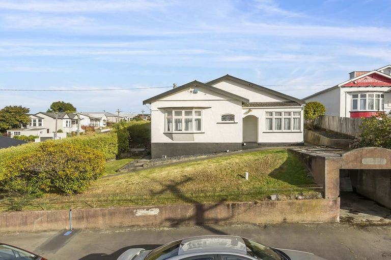 Photo of property in 72 Elgin Road, Mornington, Dunedin, 9011