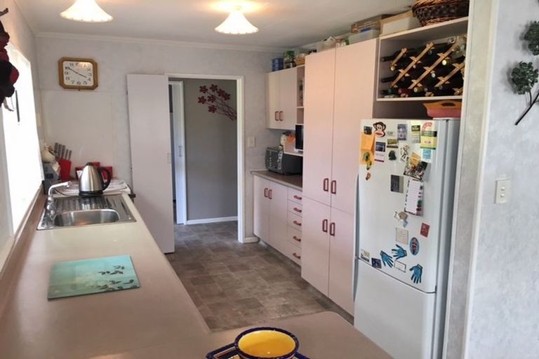 Photo of property in 97 Tararua Drive, Upper Plain, Masterton, 5888