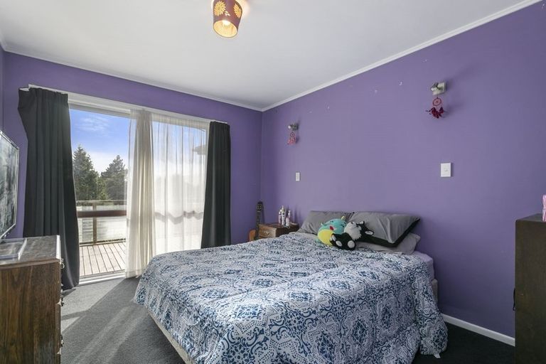 Photo of property in 31 August Street, Stokes Valley, Lower Hutt, 5019