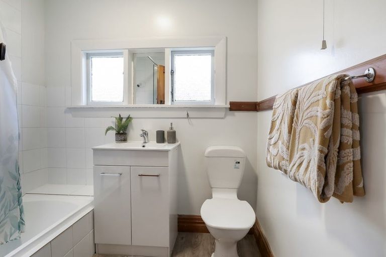 Photo of property in 1/573 Ferry Road, Woolston, Christchurch, 8023