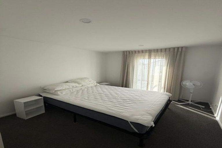 Photo of property in 32 Cessna Crescent, Mangere, Auckland, 2022