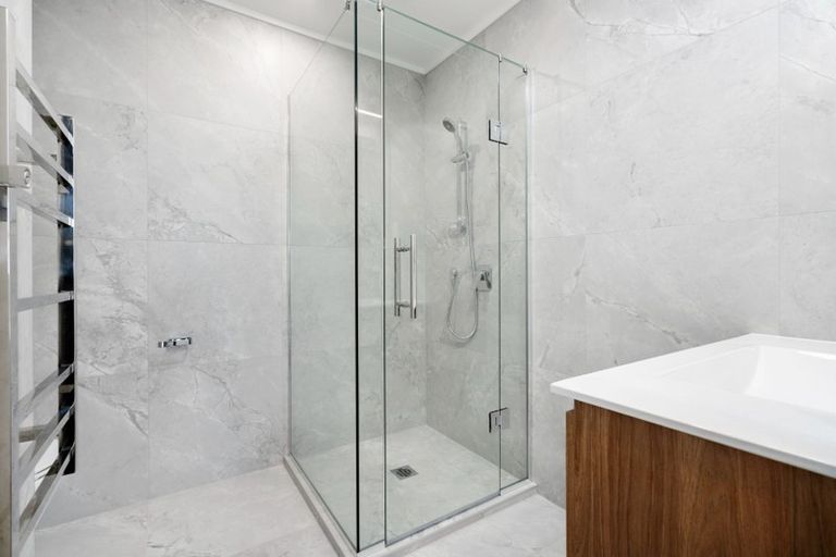 Photo of property in 1/41 Quebec Road, Milford, Auckland, 0620